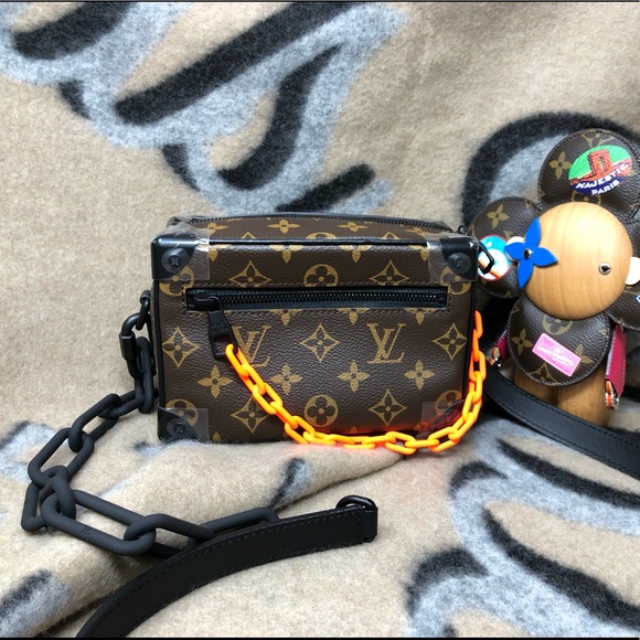 louis vuitton mini trunk